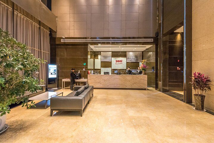 蘇甯雅悅 廣告機 42寸